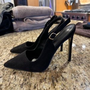 black sling back heels